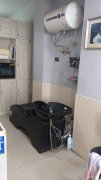 C11500昌吉绿州南路新加坡花园大门口精装美发店2.2万转