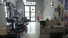 C11500昌吉绿州南路新加坡花园大门口精装美发店2.2万转