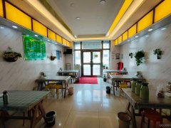 位于米东区古牧地西路高新小区附近餐饮店转让