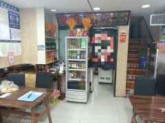 C11910位于迎宾路莱茵庄园美食街快餐店转让