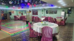 C11945位于阜康市中医院附近临街商业街店面出租