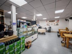 C11992碱泉子工业园80平餐厅转让