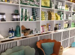 C11996位于五家渠汇嘉商圈经营中美容店转让