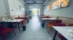 C12033位于乌市喀什路中海附近抓饭店转让