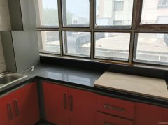 C12146位于昌吉市长宁路长宁小区多层四楼住房出租