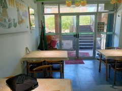 C12054位于五家渠市步行街内经营中披萨店转让