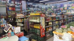 C12163日均营业额3000左右转开发区绿谷春天大门口好位