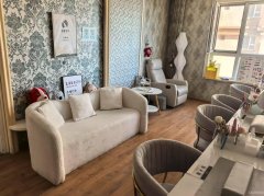 C12061米东区古牧地路揽园世家经营中美甲店转让