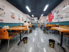 C12169康城果岭60平餐厅转让