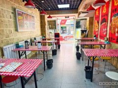 C12205劳动街70平餐厅低价转让