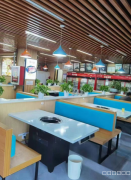C12276位于五家渠市商业步行街附近火锅店转让