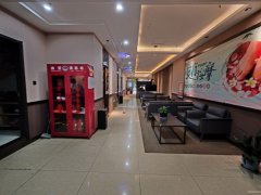 C12278米东区轻校对面500平足浴养生店转让