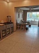 C12292转让水磨沟区南湖广场旁全新精装三层独栋餐饮旺铺