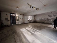 C12298阜康瑶池明珠南门78平旺铺出租