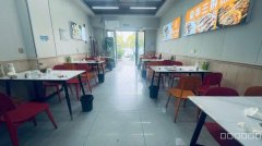 C12303位于乌市喀什路中海附近抓饭店转让