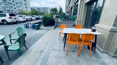 C12303位于乌市喀什路中海附近抓饭店转让