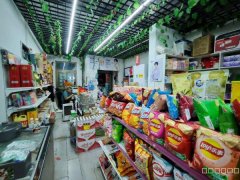 C12310昌吉红旗西路西街名门三期180平超市转让