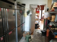 C12332位于昌吉市中山路天河婚恋广场内经营中快餐店转让