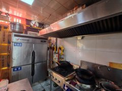 C12341时代橙堡80平餐厅转让（有天然气）