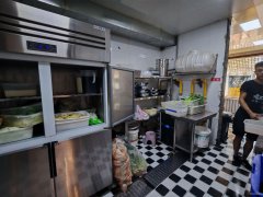 C12373喀什东路野马时光146平餐厅转让