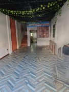 C12381位于昌吉市青年北路隆源超市对面临街商铺出租