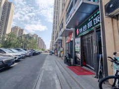 C12390万科大都会50平餐厅转让