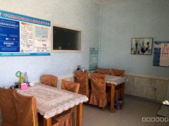 C12399店面转让 呼图壁县乌伊西路世纪家园北门餐饮店转让