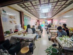 C12406劳动街70平拌面店转让