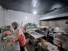 C12406劳动街70平拌面店转让