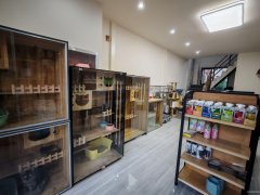 C12435天山区中湾街大型小区中天翡丽郡府43平宠物店转让