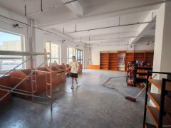 C12455阜康阜港绿苑小区217平超市转让