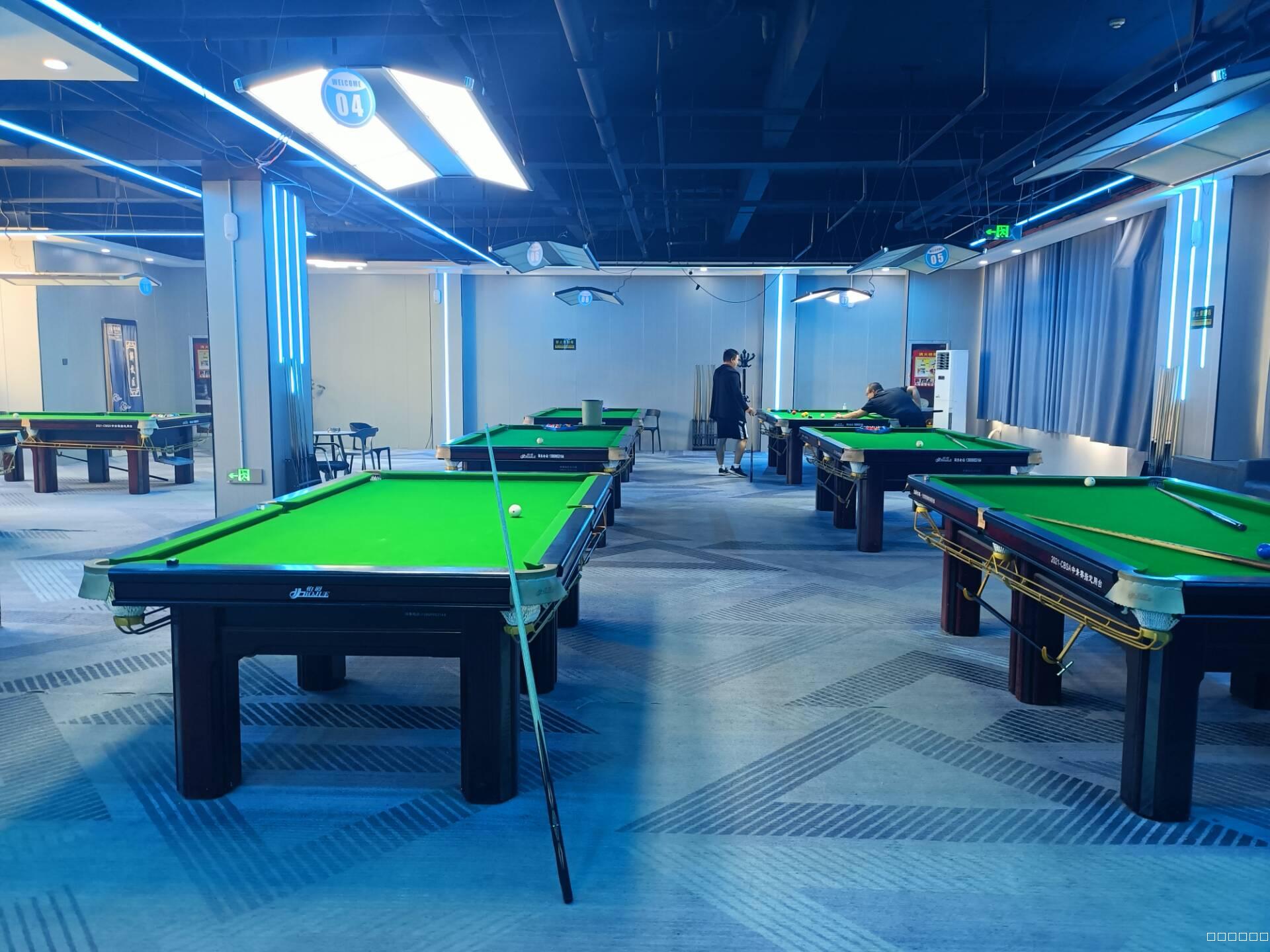 C12497位于奇台县君悦新城广场二楼经营中台球会所转让 C12497位于奇台县君悦新城广场二楼经营中台球会所转让