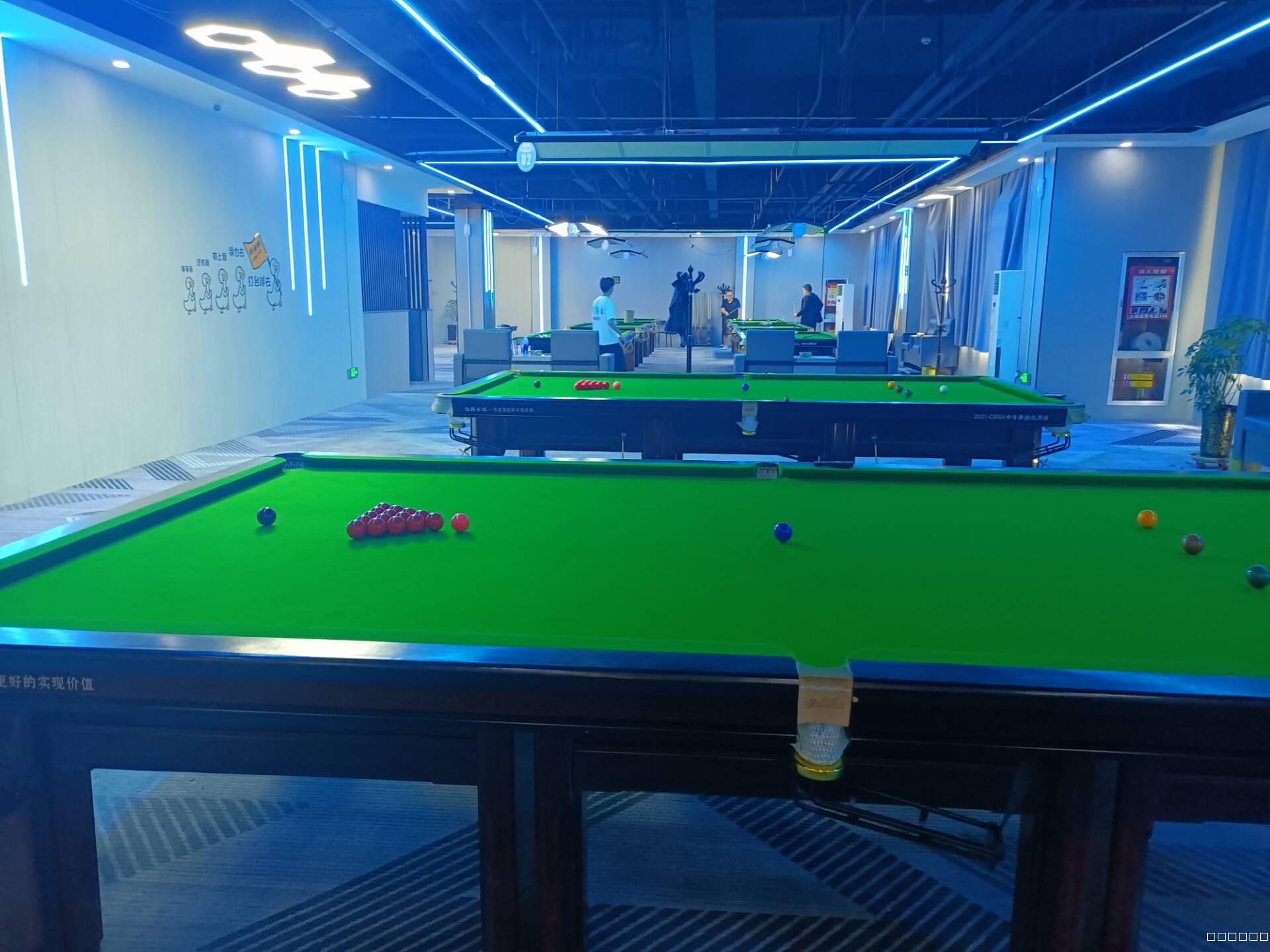 C12497位于奇台县君悦新城广场二楼经营中台球会所转让 C12497位于奇台县君悦新城广场二楼经营中台球会所转让