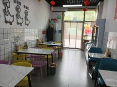 C12457位于昌吉市长宁南路临街餐饮店转让