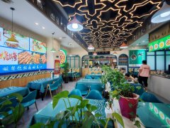 C12462米东区云鼎大观4期148平餐厅转让