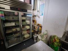 C12467天山区栋梁苑160平餐厅转让