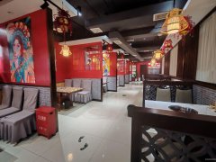 C12472鲤鱼山路便民站450平火锅店转让