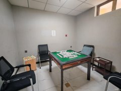 C12475阜康阜港绿苑125平棋牌室转让