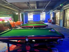 C12503位于呼图壁皇城一号附近临街台球会所转让