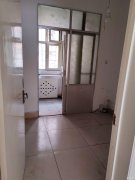 C12520昌吉青年南路桃园小区二分公司对面门面出租