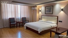 C12529位于昌吉市繁华地段经营中酒店转让