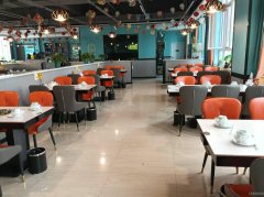 C12563位于奇台县金奇阳光北区临街餐饮店转让