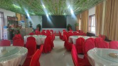 昌吉市昌五路农博园景区对面餐厅转让（年租3万）