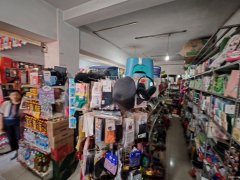 C12575阜康有色苑小区88平超市转让