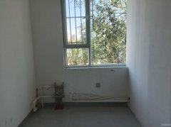 C12579位于昌吉市乌伊西路临街商铺出租