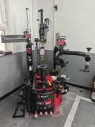 C12582五一农场经营中汽修+洗车一体店转让