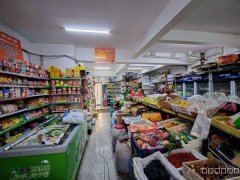 C12588米东区东方嘉苑77平果蔬超市转让