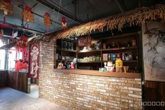 C12615库尔勒丝路小镇630平火锅店转让