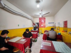 C12613新兴街红山苑35平餐厅转让