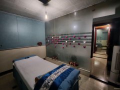 C12620长青四队208平足浴推拿店转让